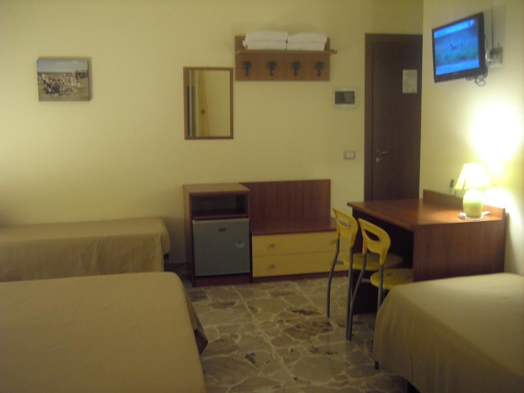 Etna Inn Motta Sant'Anastasia Room photo