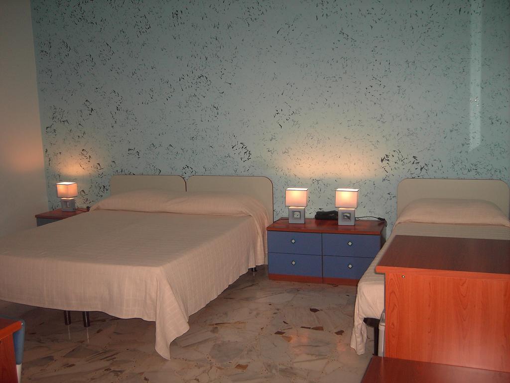 Etna Inn Motta Sant'Anastasia Room photo